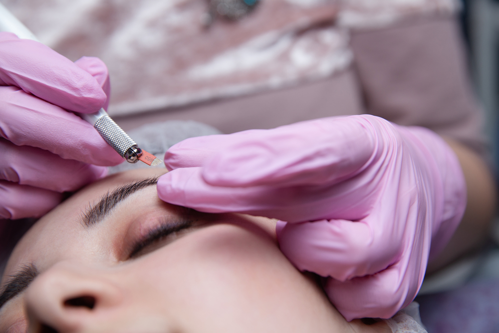 Cómo Elegir la Forma Perfecta de Cejas Según tu Tipo de Rostro em Belleza Cómo Elegir la Forma Perfecta de Cejas Según tu Tipo de Rostro